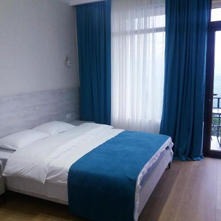Hotel Martinichi Szenaki Kültér fotó