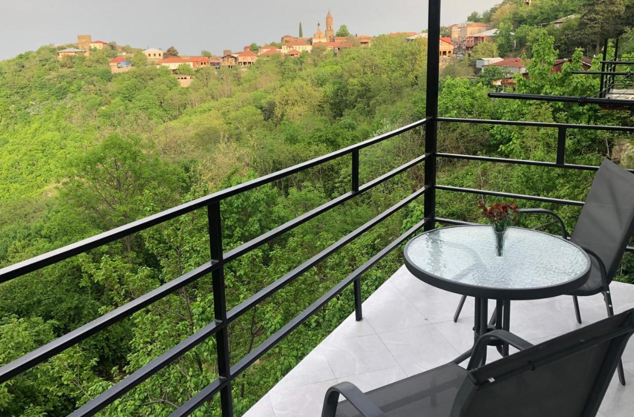 Hotel Martinichi Szenaki Kültér fotó