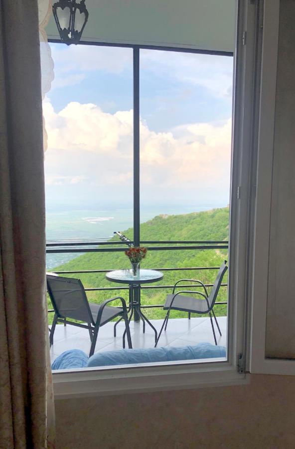 Hotel Martinichi Szenaki Kültér fotó